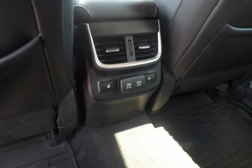2021 Subaru Outback Limited photo 1