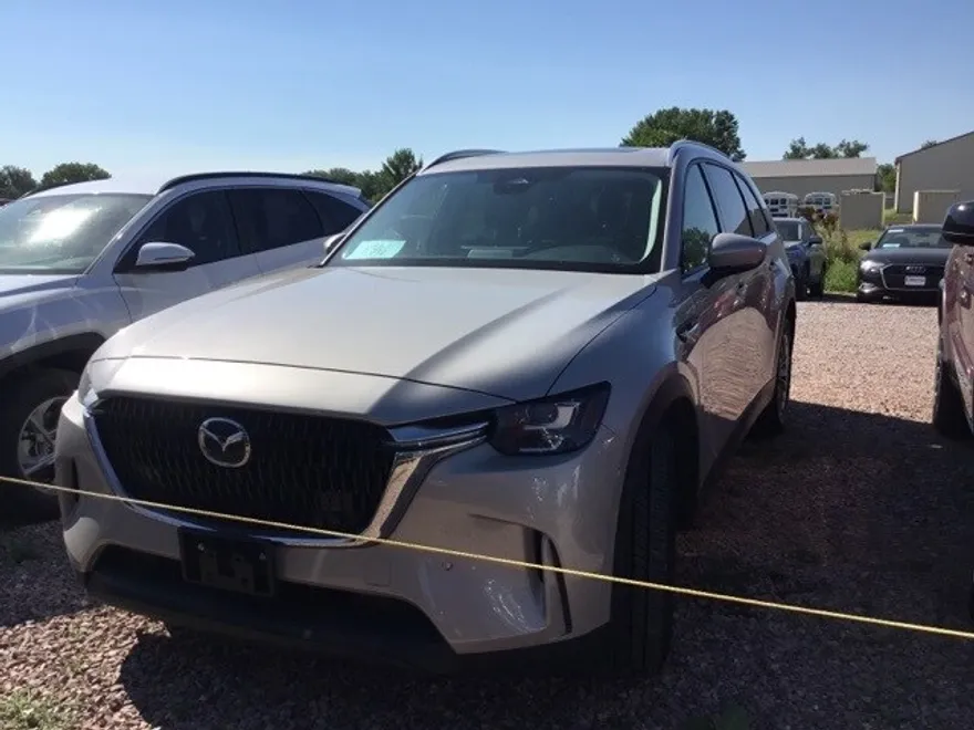 2025 Mazda CX-90 3.3 Turbo Preferred photo 1