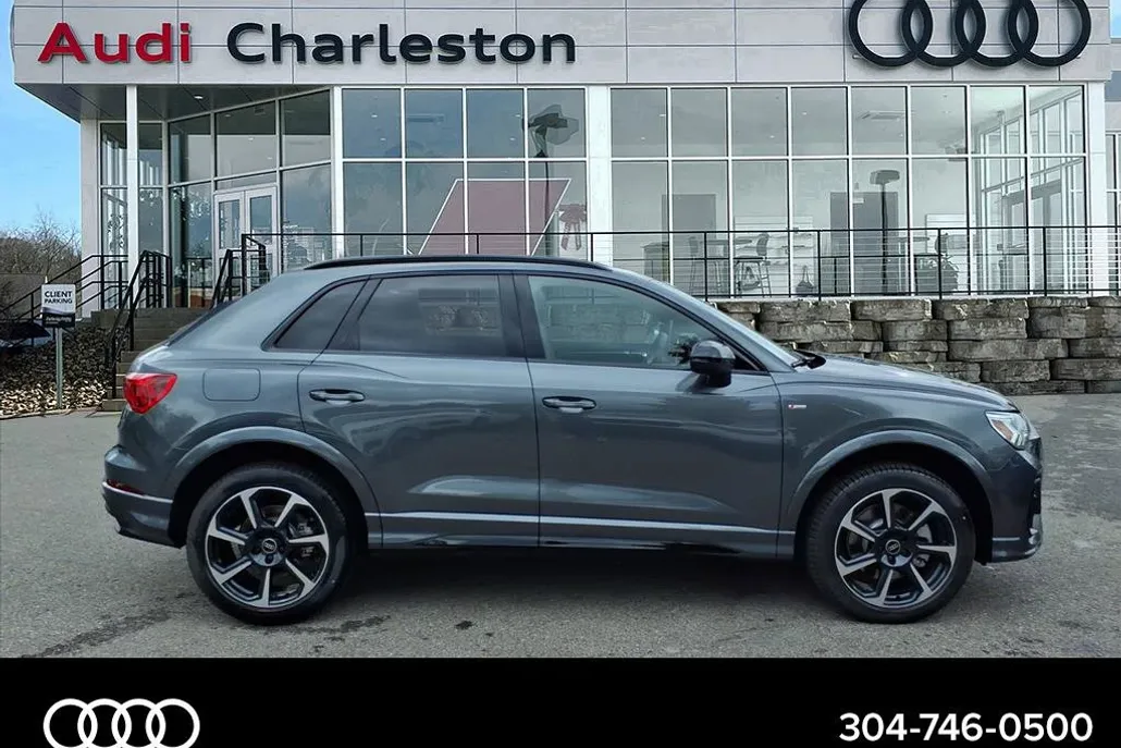 2025 Audi Q3 S line Premium Plus photo 1