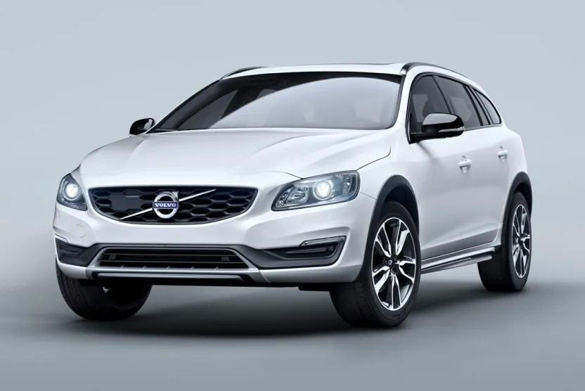 2018 Volvo V60 Cross Country T5 AWD photo 1