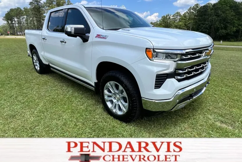 2025 Chevrolet Silverado 1500 LTZ photo 1