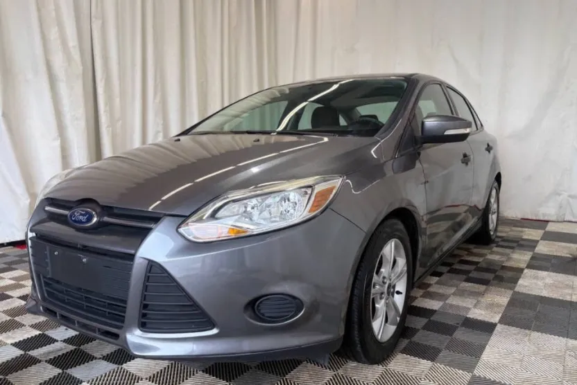 2014 Ford Focus SE photo 1