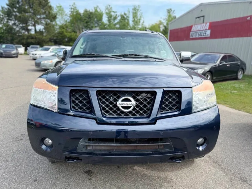 2008 Nissan Armada SE photo 1