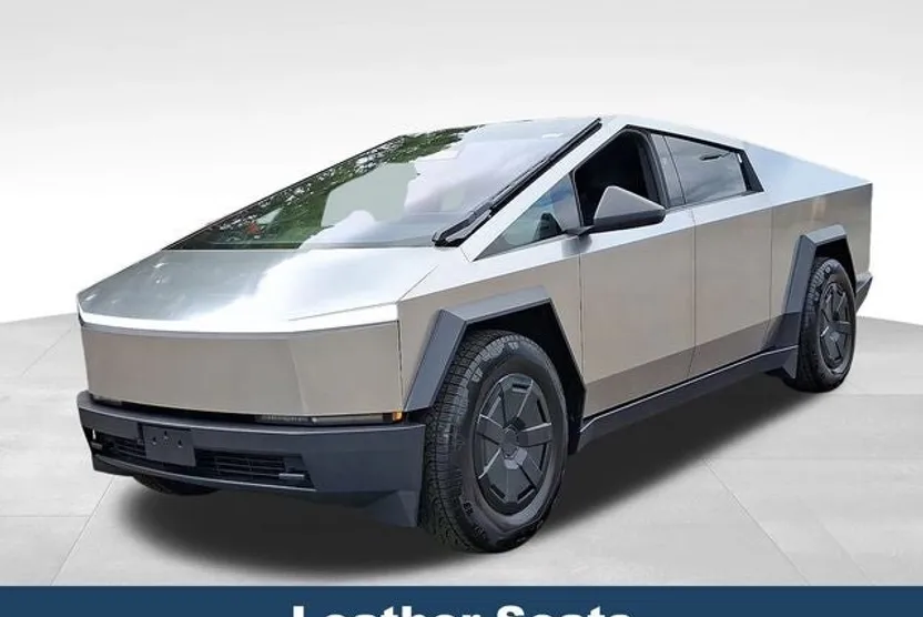 2024 Tesla Cybertruck photo 1