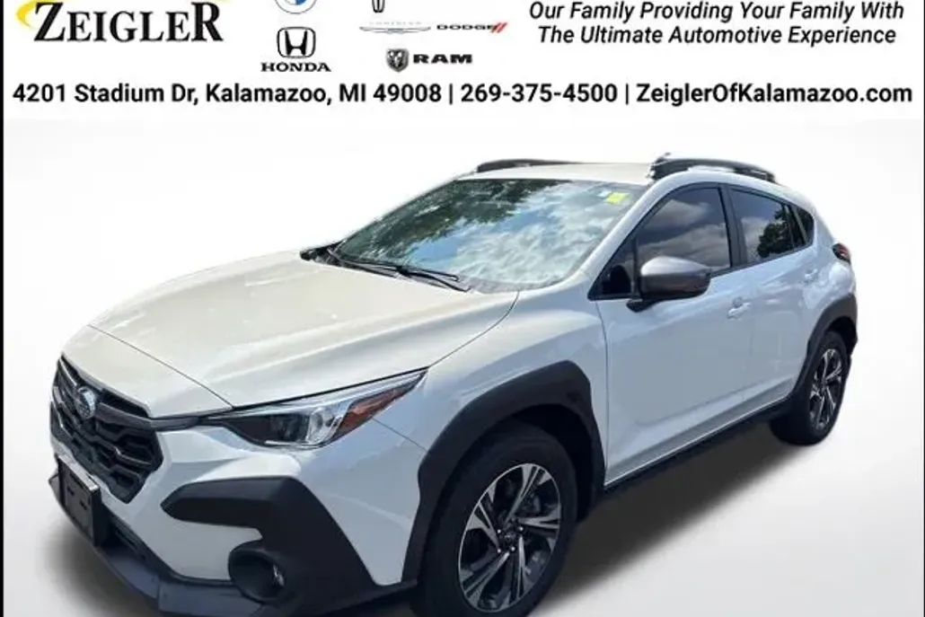 2024 Subaru Crosstrek Premium photo 1