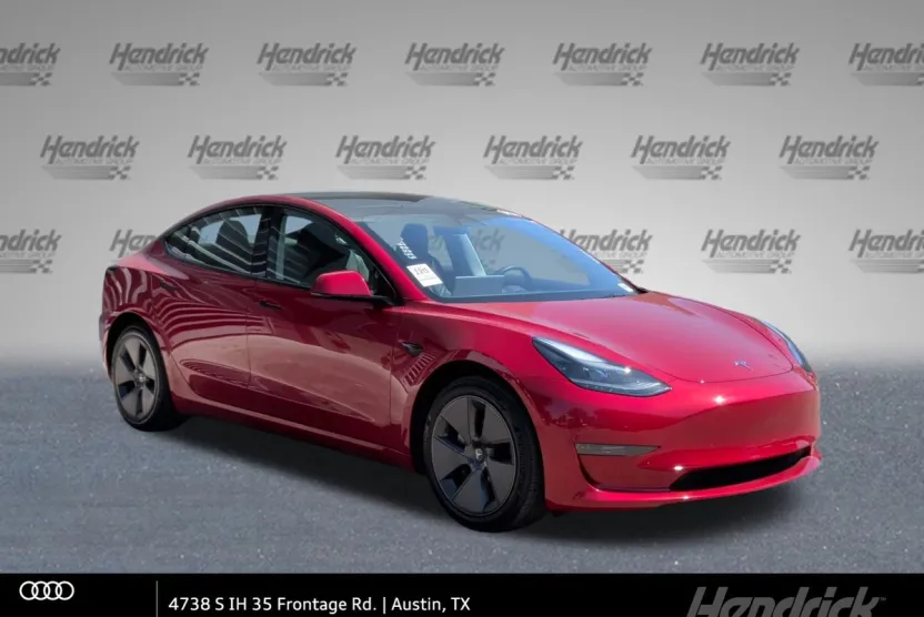 2023 Tesla Model 3 photo 1