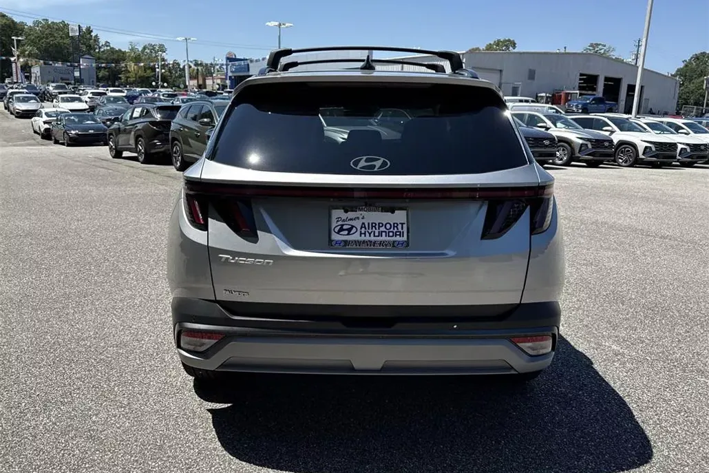 2025 Hyundai Tucson Limited photo 1