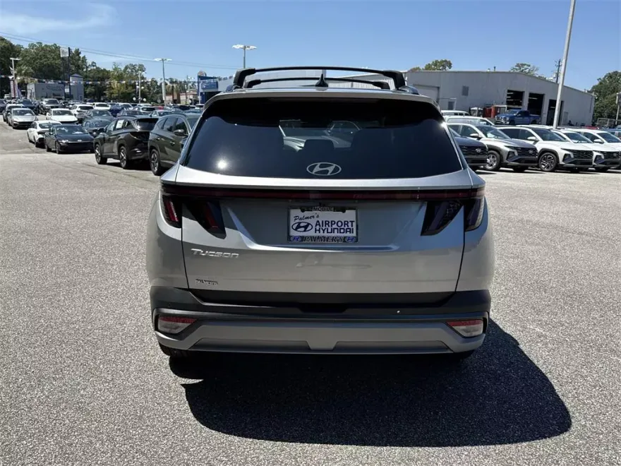 2025 Hyundai Tucson Limited photo 1