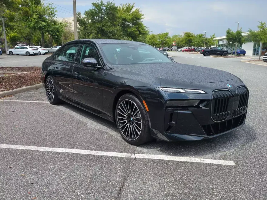 2025 Bmw 740i xDrive photo 1