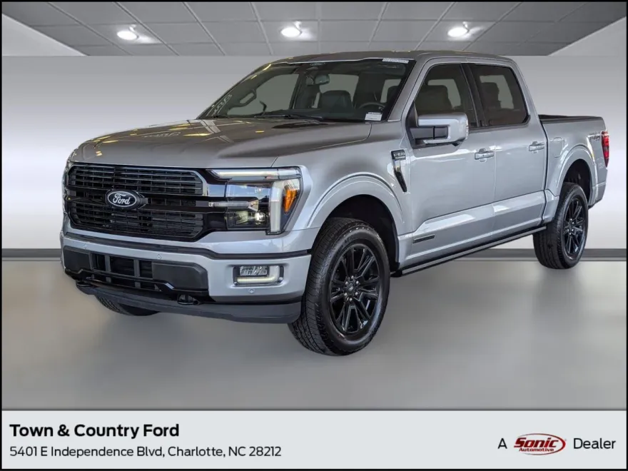 2025 Ford F-150 Platinum photo 1