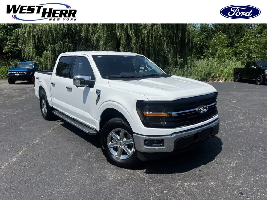2025 Ford F-150 XLT photo 1