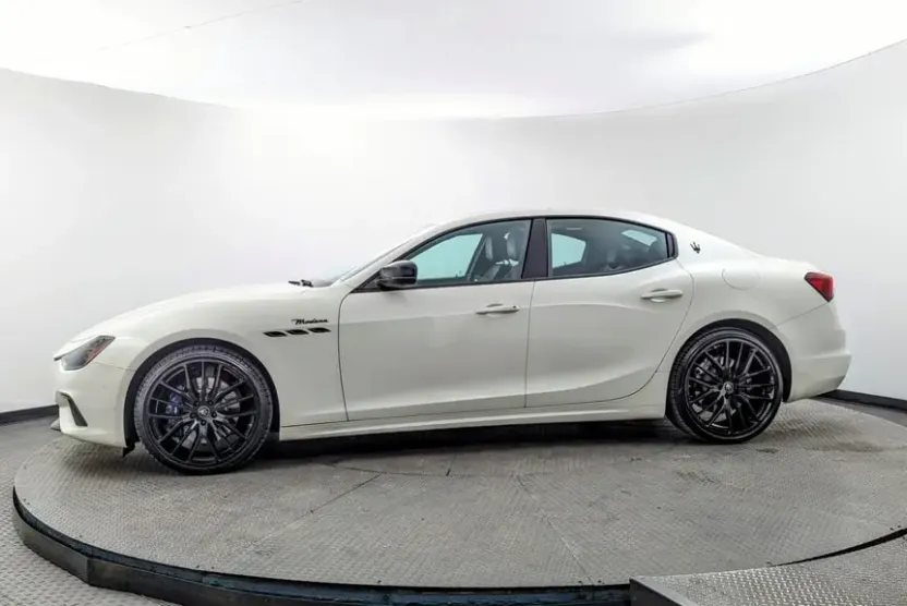 2022 Maserati Ghibli Modena photo 1