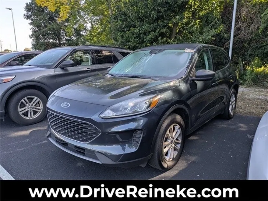 2022 Ford Escape SE photo 1