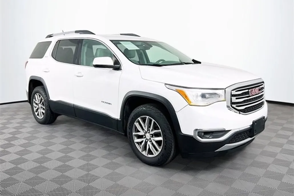 2017 Gmc Acadia SLE photo 1