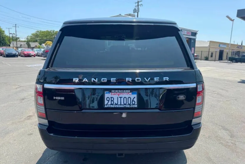 2013 Land Rover Range Rover HSE photo 1
