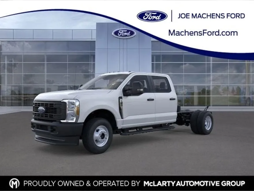 2025 Ford F-350 photo 1