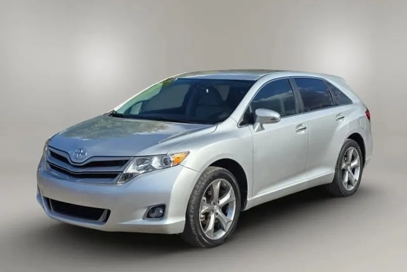 2013 Toyota Venza XLE photo 1