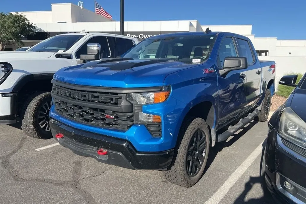 2022 Chevrolet Silverado 1500 Custom Trail Boss photo 1
