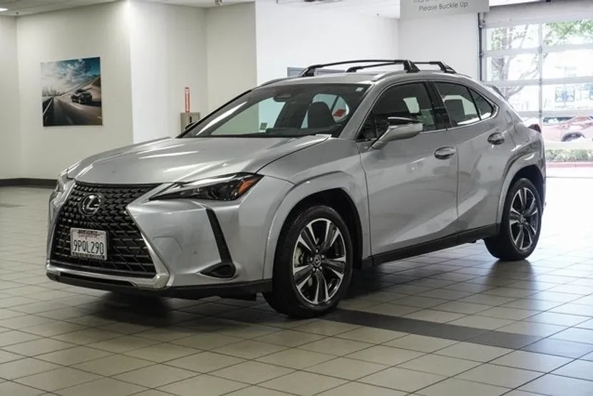 2025 Lexus UX Premium photo 1