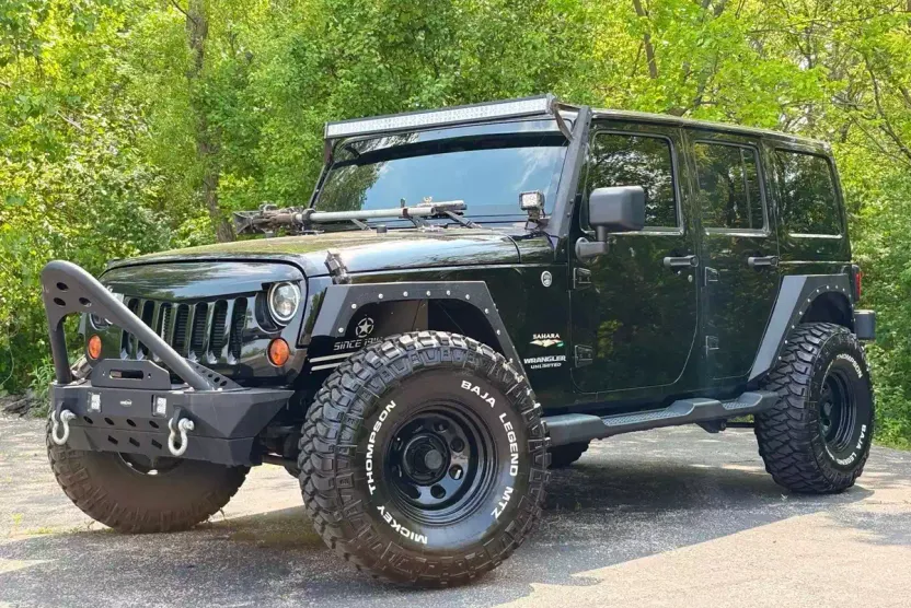 2013 Jeep Wrangler Unlimited Sahara photo 1