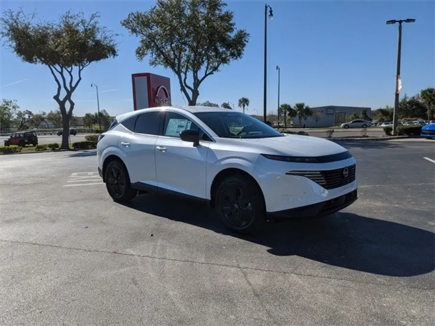 2025 Nissan Murano SV photo 1