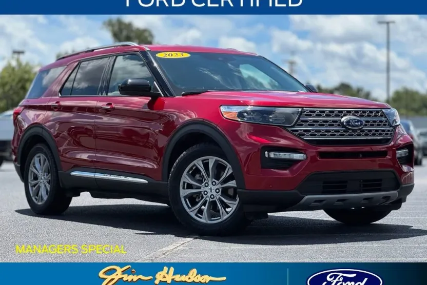 2023 Ford Explorer Limited photo 1