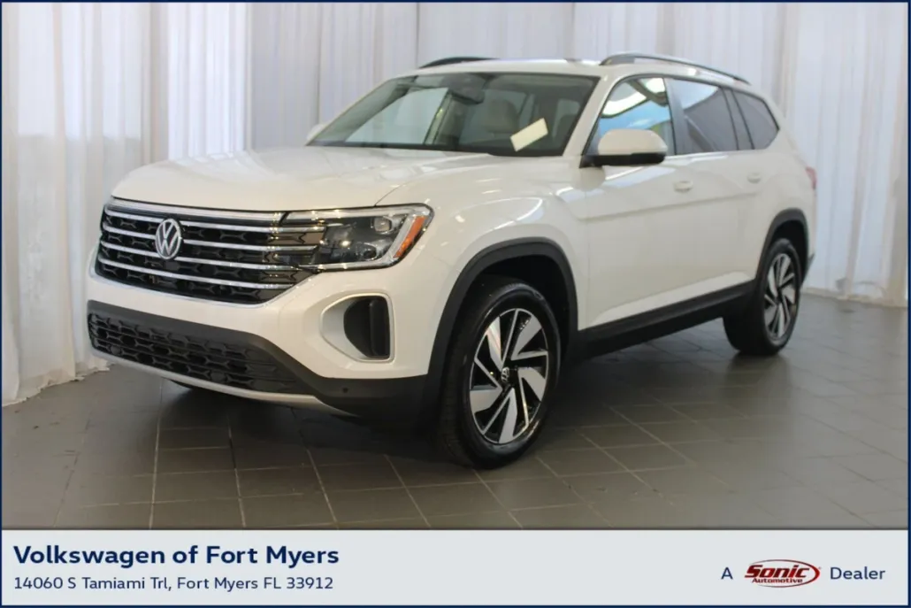 2026 Volkswagen Atlas SE Technology photo 1