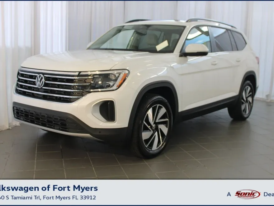 2026 Volkswagen Atlas SE Technology photo 1