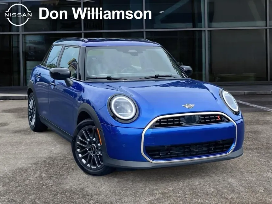 2025 Mini Cooper Hardtop S photo 1