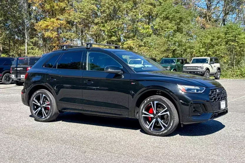 2025 Audi Q5 45 S line Premium Plus photo 1