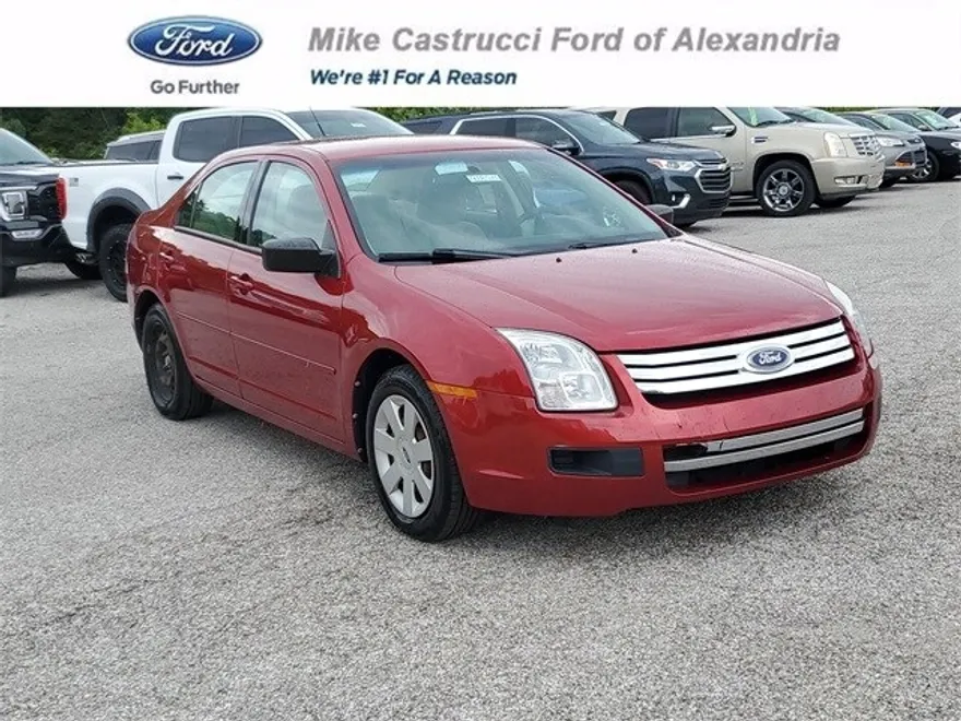 2009 Ford Fusion S photo 1