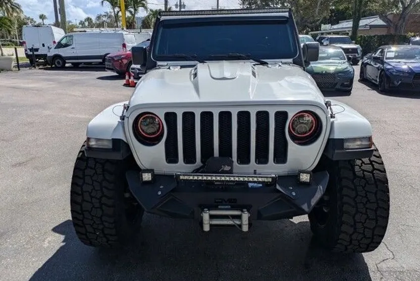 2020 Jeep Wrangler Unlimited Sport Altitude photo 1
