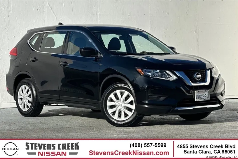 2017 Nissan Rogue S photo 1