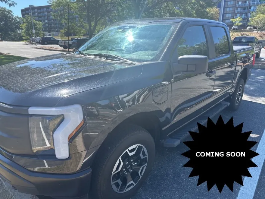 2023 Ford F-150 Lightning photo 1