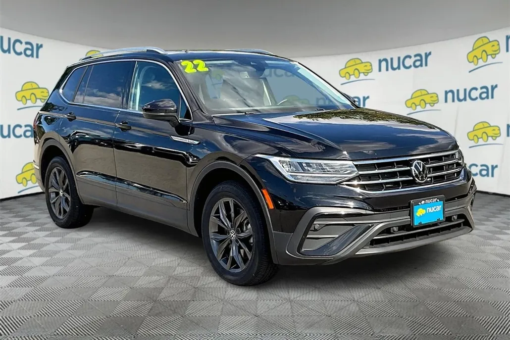 2022 Volkswagen Tiguan SE photo 1