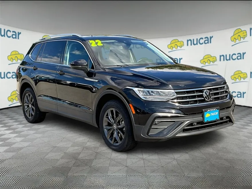 2022 Volkswagen Tiguan SE photo 1