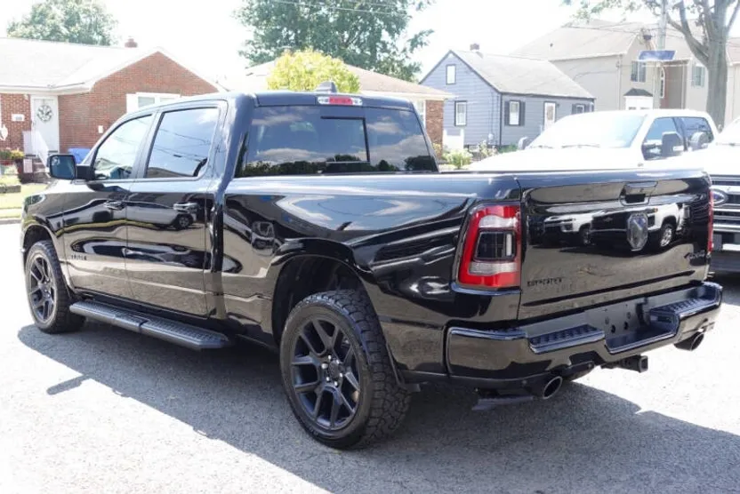 2022 Ram 1500 Sport photo 1