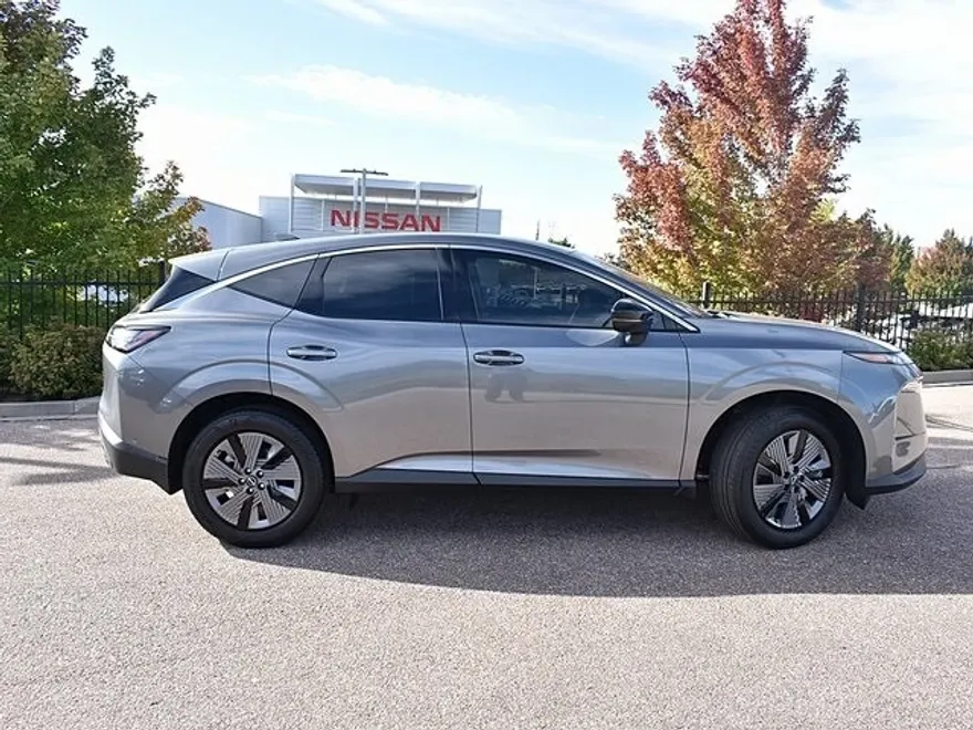2025 Nissan Murano SL photo 1