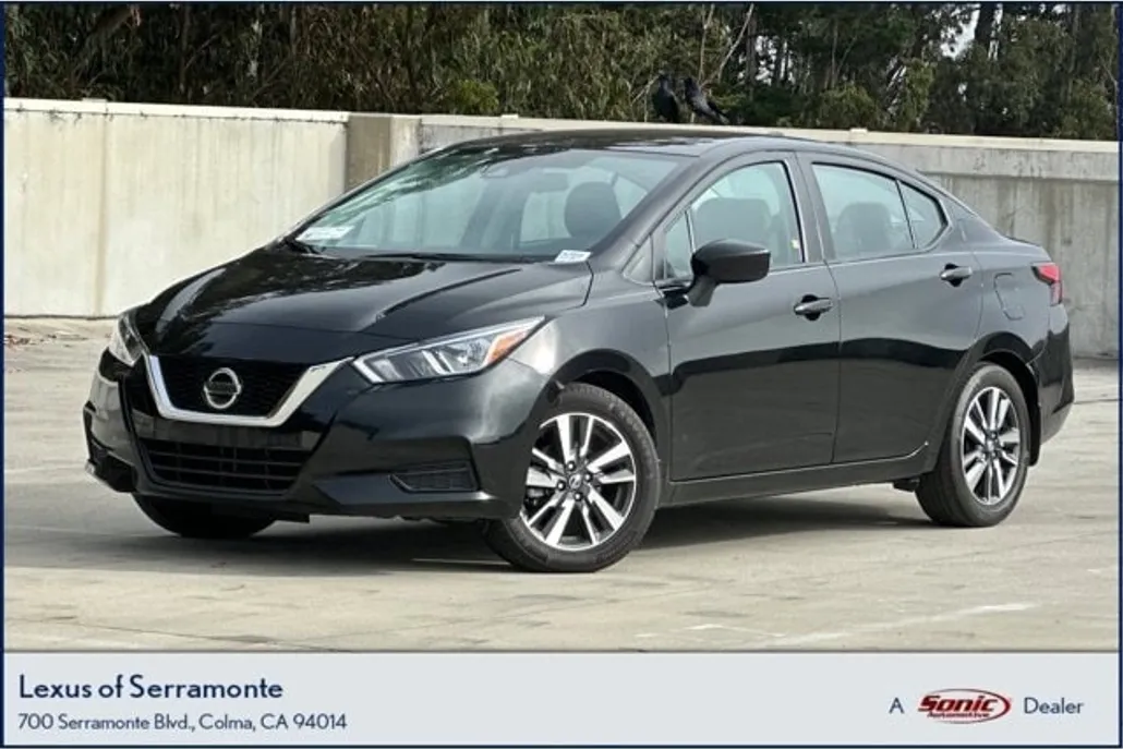 2022 Nissan Versa 1.6 SV photo 1