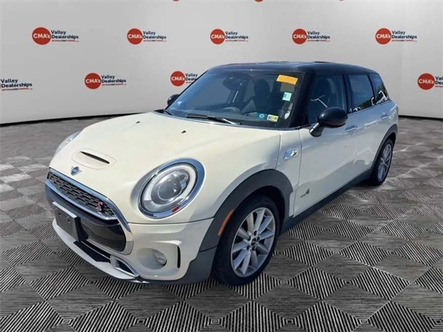 2019 Mini Cooper Base S ALL4 photo 1