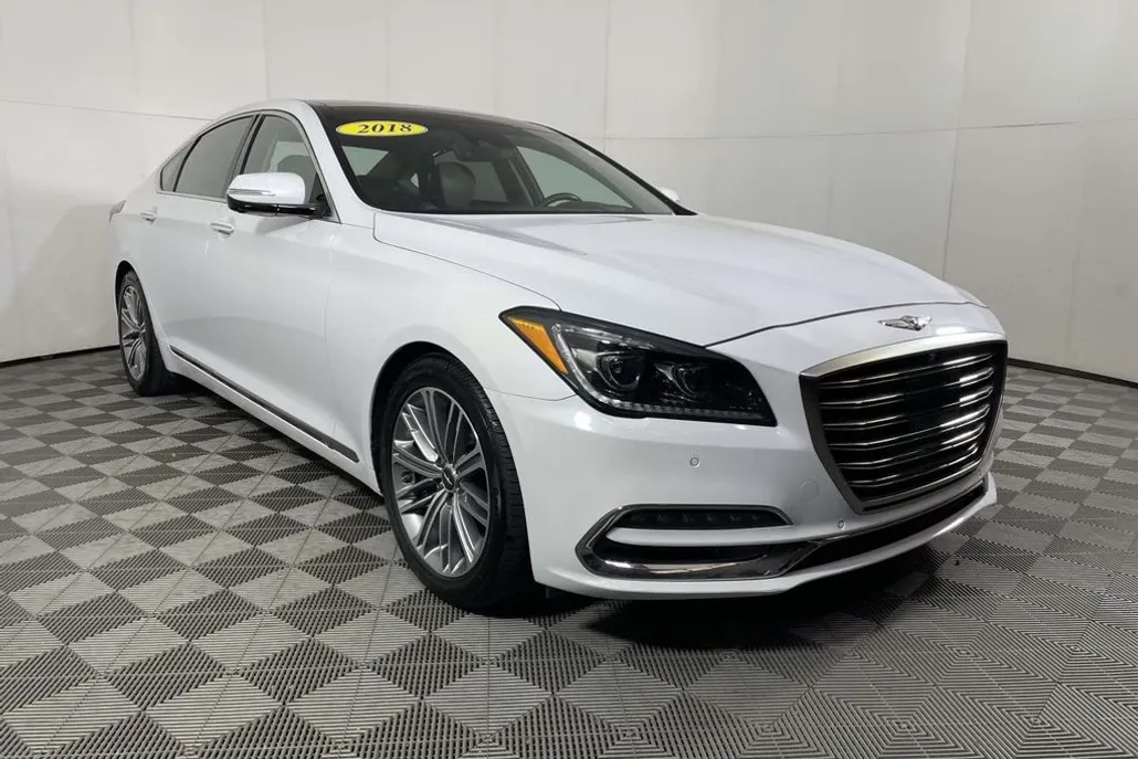 2018 Genesis G80 3.8 photo 1