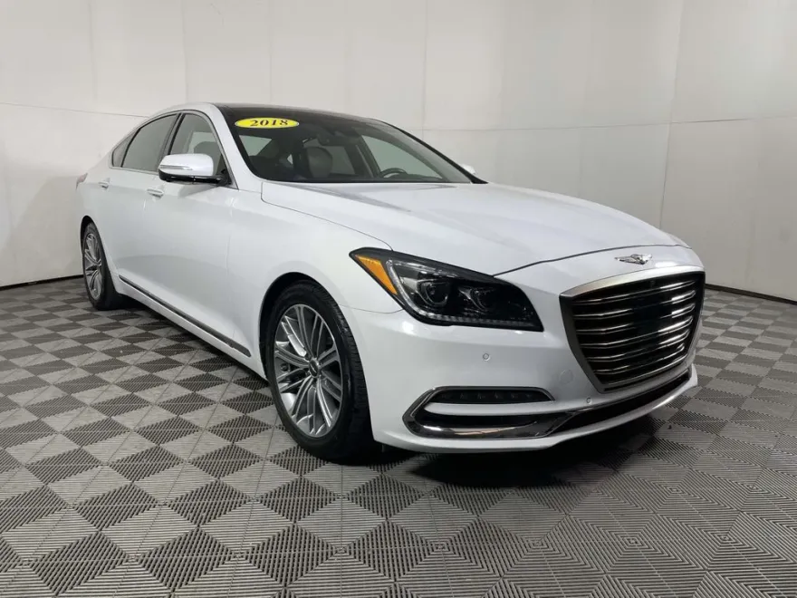 2018 Genesis G80 3.8 photo 1