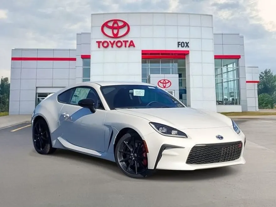 2025 Toyota GR86 Premium photo 1