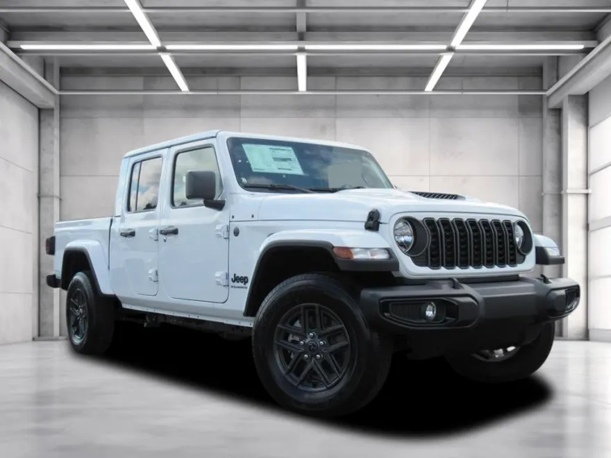 2025 Jeep Gladiator Sport S photo 1