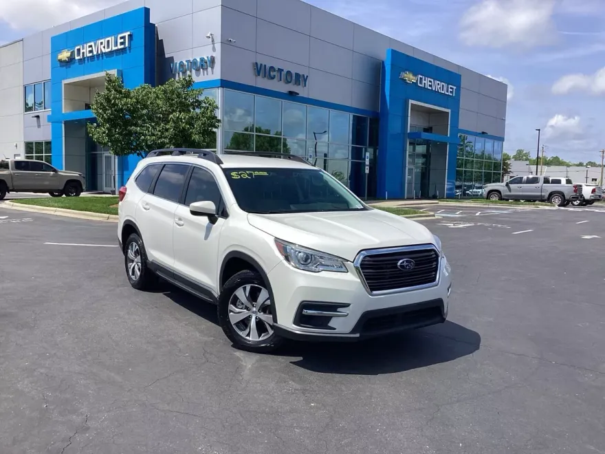 2022 Subaru Ascent Premium photo 1
