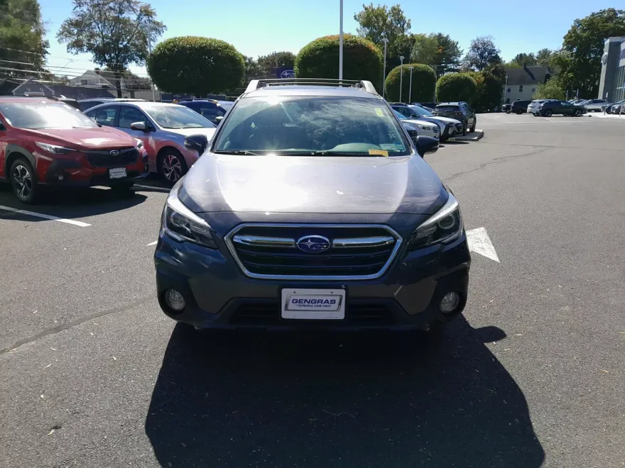 2018 Subaru Outback 2.5i Limited photo 1