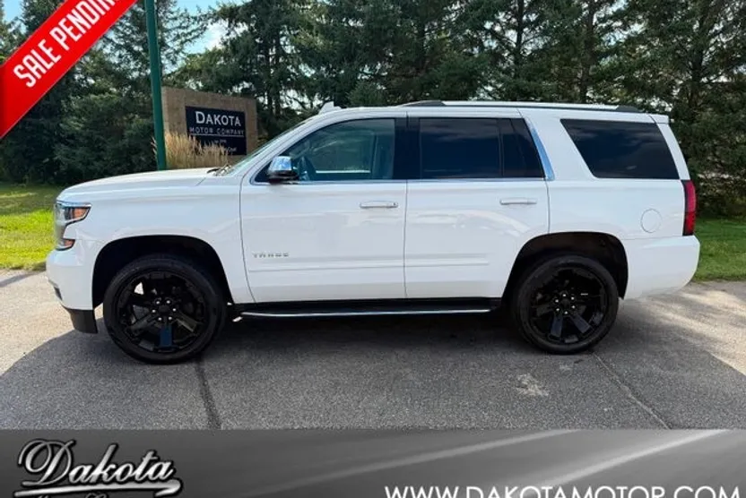 2018 Chevrolet Tahoe Premier photo 1