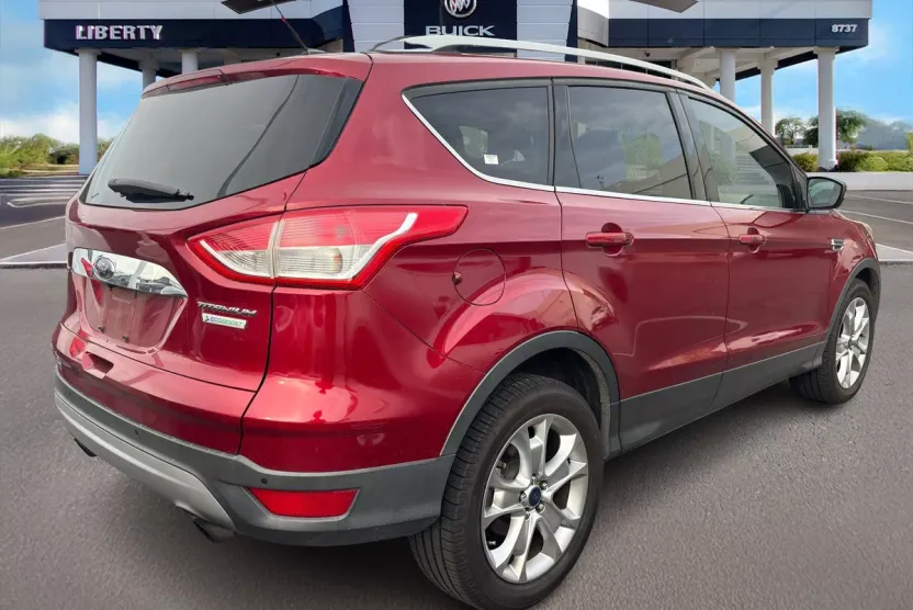 2014 Ford Escape Titanium photo 1