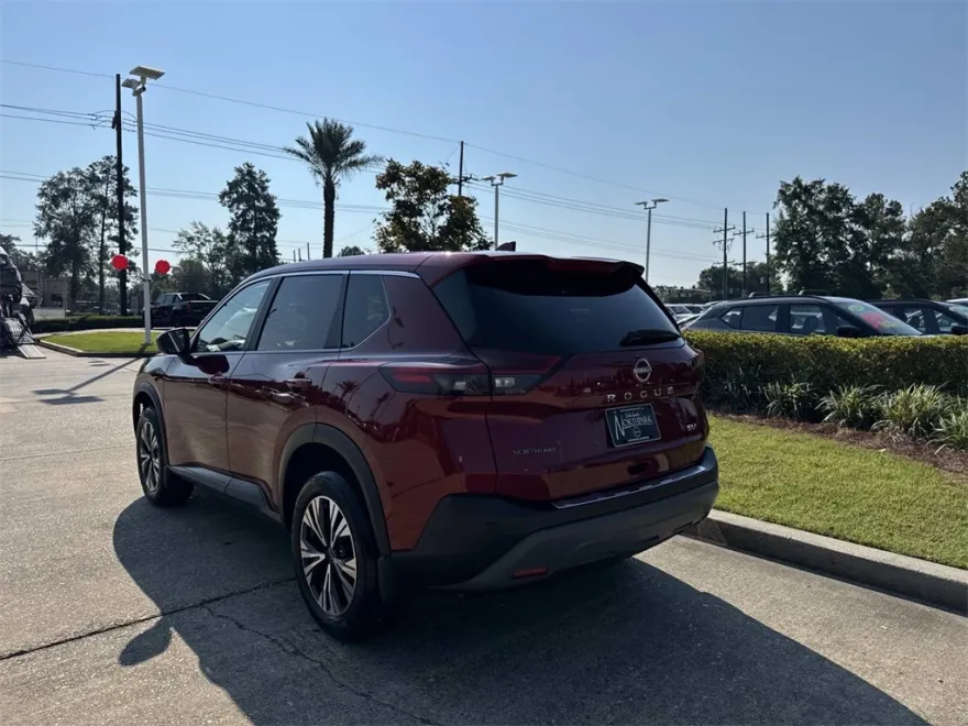 2023 Nissan Rogue SV photo 1