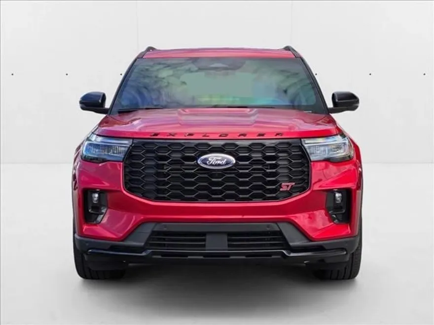 2025 Ford Explorer ST photo 1